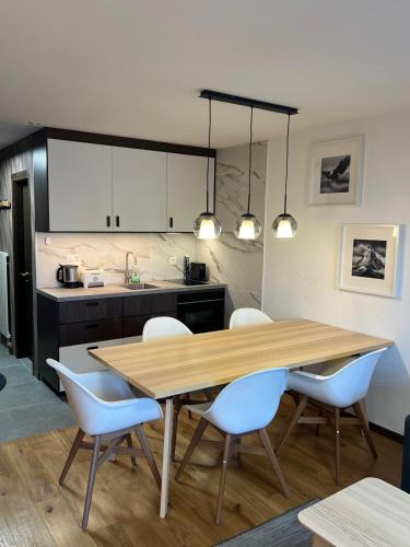 Cosy studio for 5 near ski lift, HAMEAU D2 in 維克斯
