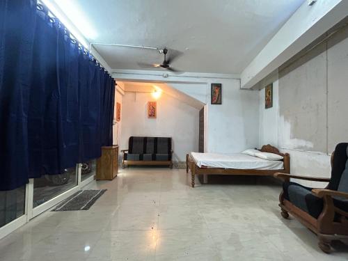 Sabari Rooms in Erumely