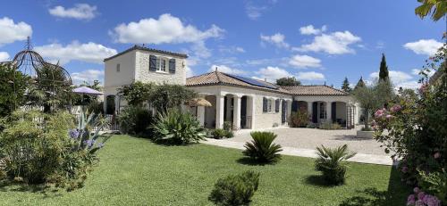 Maison d'hôtes L'air d'antan chambre d'hôte Bias