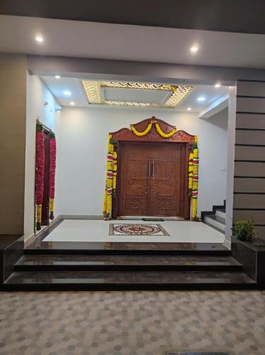 Bejárat, Arunsha Residency in Tiruvannamalai