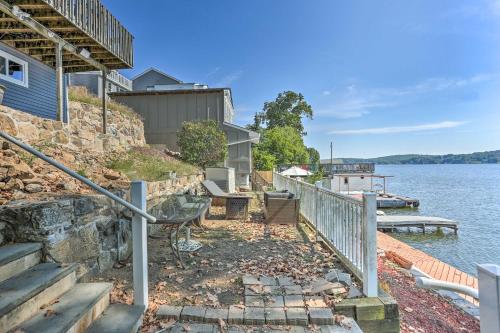 Exterior view, Spacious Lakefront House With a Private Dock in Mount Arlington (NJ)