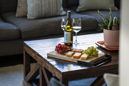 Limerick- Fire Place- Lake Views- BBQ- AC - image 19