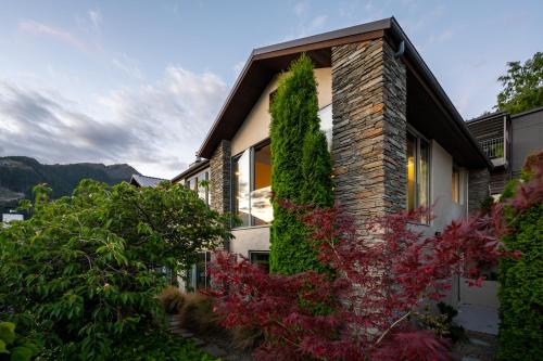 Limerick- Fire Place- Lake Views- BBQ- AC - image 23