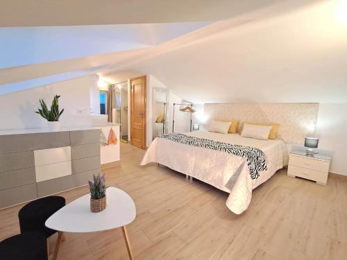 ทัศนียภาพภายนอกโรงแรม, Nira House Luxury & Simplicity in บาเลยา