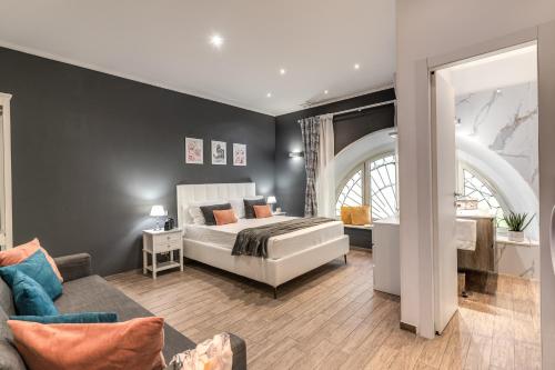Colosseum Royal Apartment