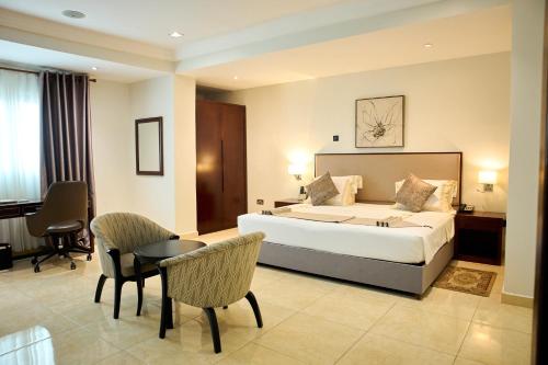 hotel photo
