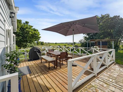 Cosy Guesthouse in Tranquil Puriri, Thames in Hikutaia