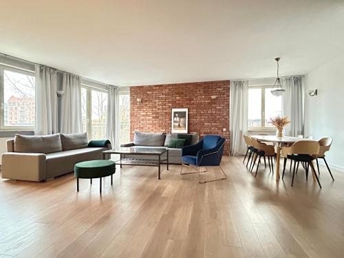 Apartament 165m2, 500m od Starówki (Apartament 165m2, 500m od Starowki) in Velho Subúrbio