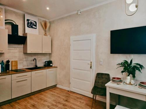 Apartamenty Paryskie Old Town View - image 5