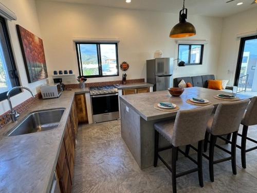 Tranquil house with AC in El Sargento - Perfect getaway spot in El Sargento