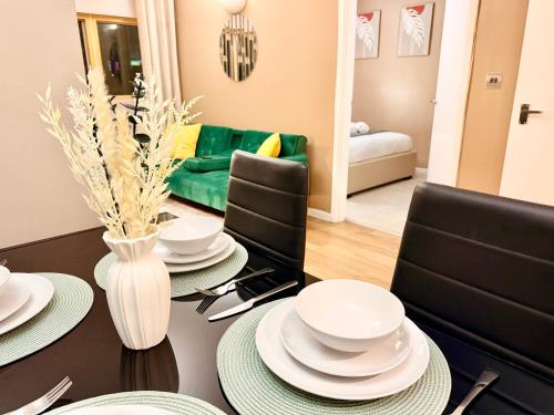 Two Bed Leeds Train Station Apartment City View - Leeds