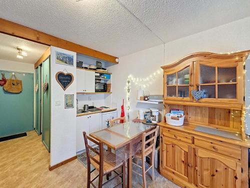 Appartement cosy avec balcon, parking et animaux admis in La Chapelle-d'Abondance
