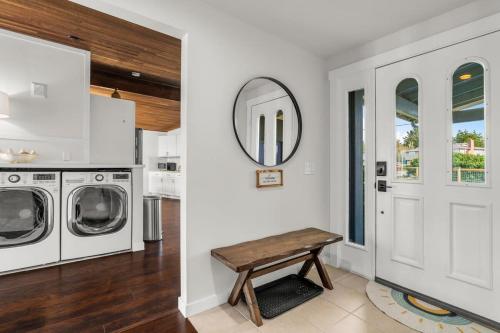 Marbella Lane - Seas the Bay sanctuary - image 2
