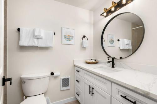 Marbella Lane - Seas the Bay sanctuary - image 3
