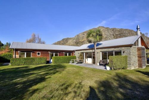 Coronet View - Family home with BBQ close to town – khách sạn tại Arthurs Point