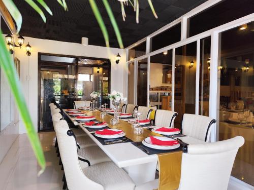 Restaurant, GMB ARTE' HOTEL in Sogod
