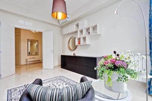 Oksana's Bernadette Apartment, Рим (фото 8)