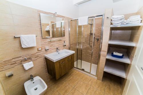 B&B A due Passi dal Mare Room Type - Double or Twin Room with Sea View