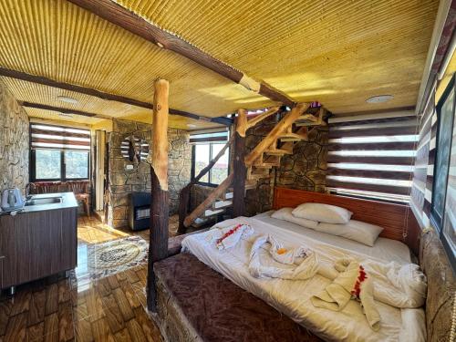 Dana Gate Lodge in Dana
