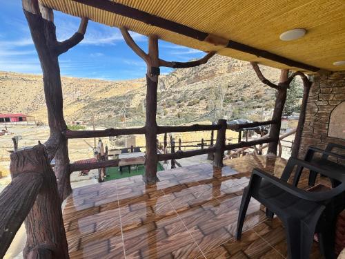 Dana Gate Lodge in Dana