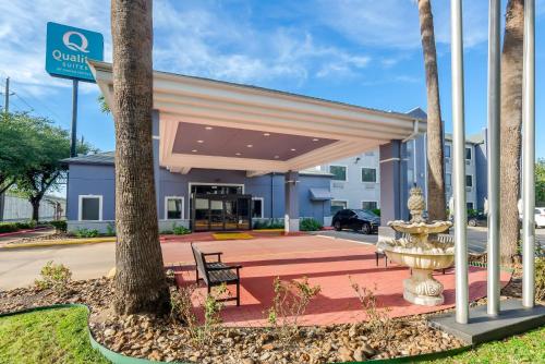 Quality Suites Houston NW Cy-Fair in Houston, USA