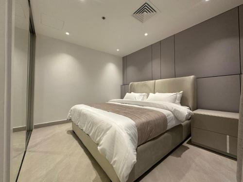 Damac Amman Modern Luxury Apartment - image 4