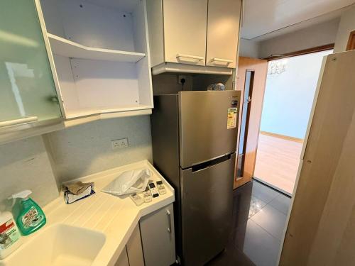 Luxury Panoramic Seaview 3 BD Full Club House in 柴灣