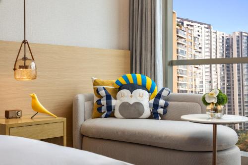room detail thumbnail 1