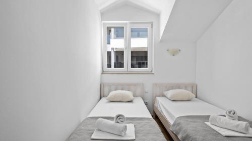Villa S by Villas Guide - image 2