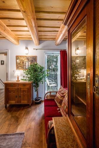 Prague Days - Cozy House near Prague Castle with Desk and Balcony - image 5