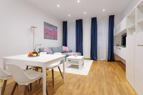 #CityHideaway #LiveLikeALocal Apartments in the 10th district