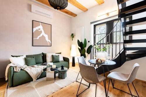 Prague Days - One Bedroom Apartment with Garage and Workspace - image 3