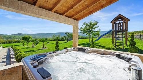 Facilities, Villa Pleter by Villas Guide in Otavice