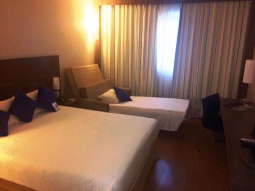Superior Double Room with Sofa image 1