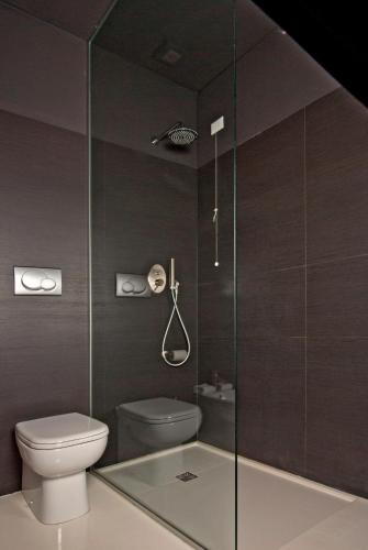 House 5 - image 2
