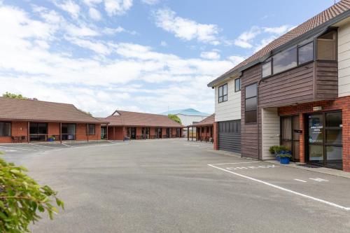 Exterior view, Amber Court Motel Nelson in Tahunanui