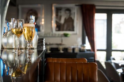 Pub/Lounge, Hotel Acadie Eragny in Eragny
