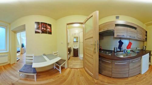 Apartamenty Marco - Stare Miasto - Super Wi Fi, Cracovie (photo 7)