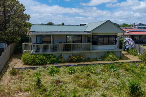 Viesnīcas āriene, Tides and Time Bach - Ahipara Holiday Home in Ahipara