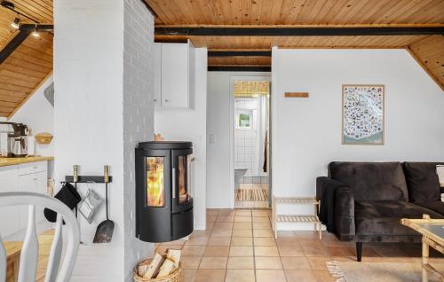 2 Bedroom Pet Friendly Home In Thisted in زيستيد