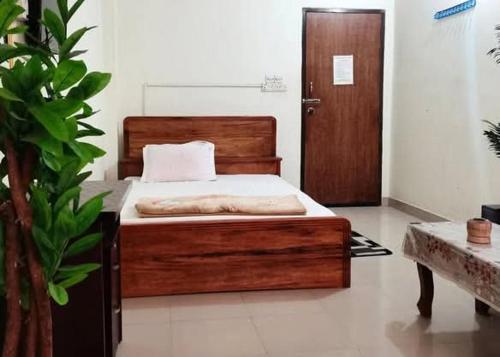 রোজ ভ্যালি আবাসিক হোটেল (রোজ ভ্যালি আবাসিক হোটেল) in Narayanganj