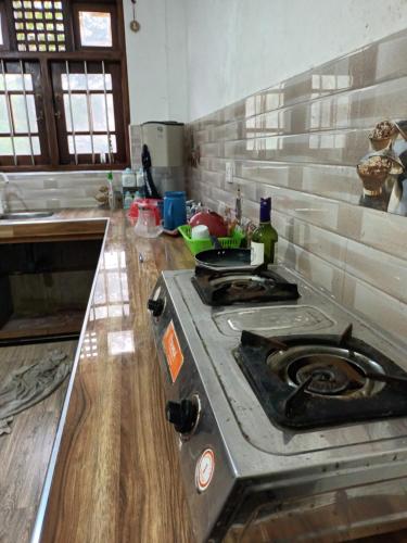 Whits villa 24 in 마타라 시티