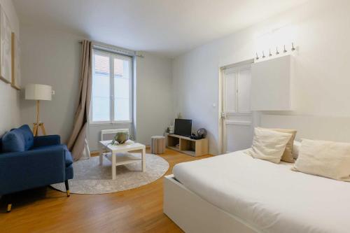 Charming studio 2P – Near the Eiffel Tower - image 2