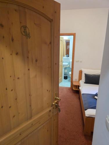 Single Room with Bathroom