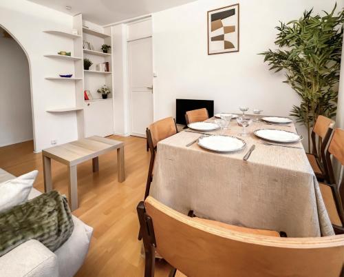 Appartement proche Paris, parking, centre-ville in Шатільйон