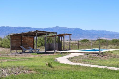 Cabañas de la bodega Romano-Pin (Cabanas de la bodega Romano-Pin) in 阿韋拉斯泰恩鎮
