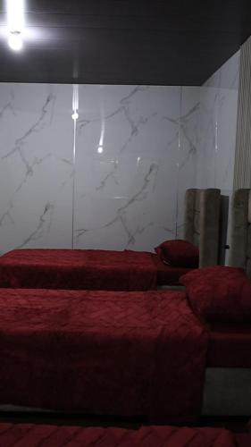 Honey Motel in Jiyeh