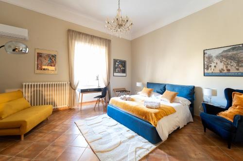 Palazzo Troisi Historic Apartment - Home Cinema in Arienzo