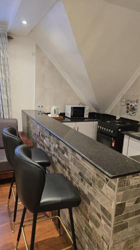 virtuve, Ado Hotel in Busia