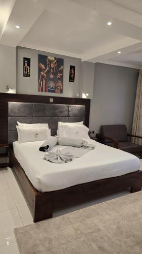 Ado Hotel in Busia